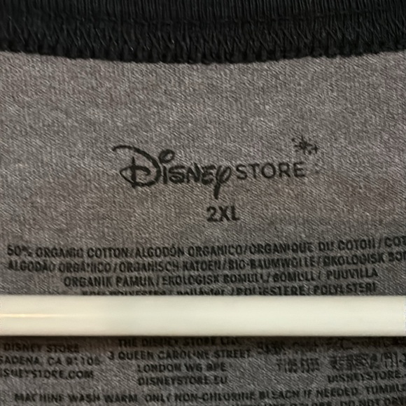 Gently worn Marvel t shirt size 2XL. - Picture 2 of 6